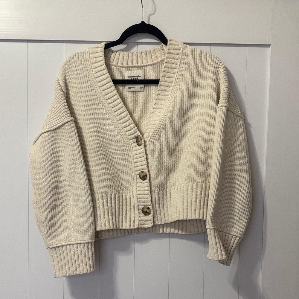 Abercrombie & Fitch Cream Cardigan Sweater